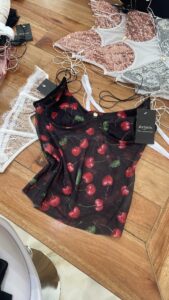 Blusa Cereje Aro