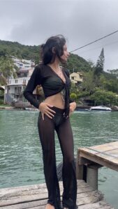 Saída de Praia, Calça Tule e Blusa Babe