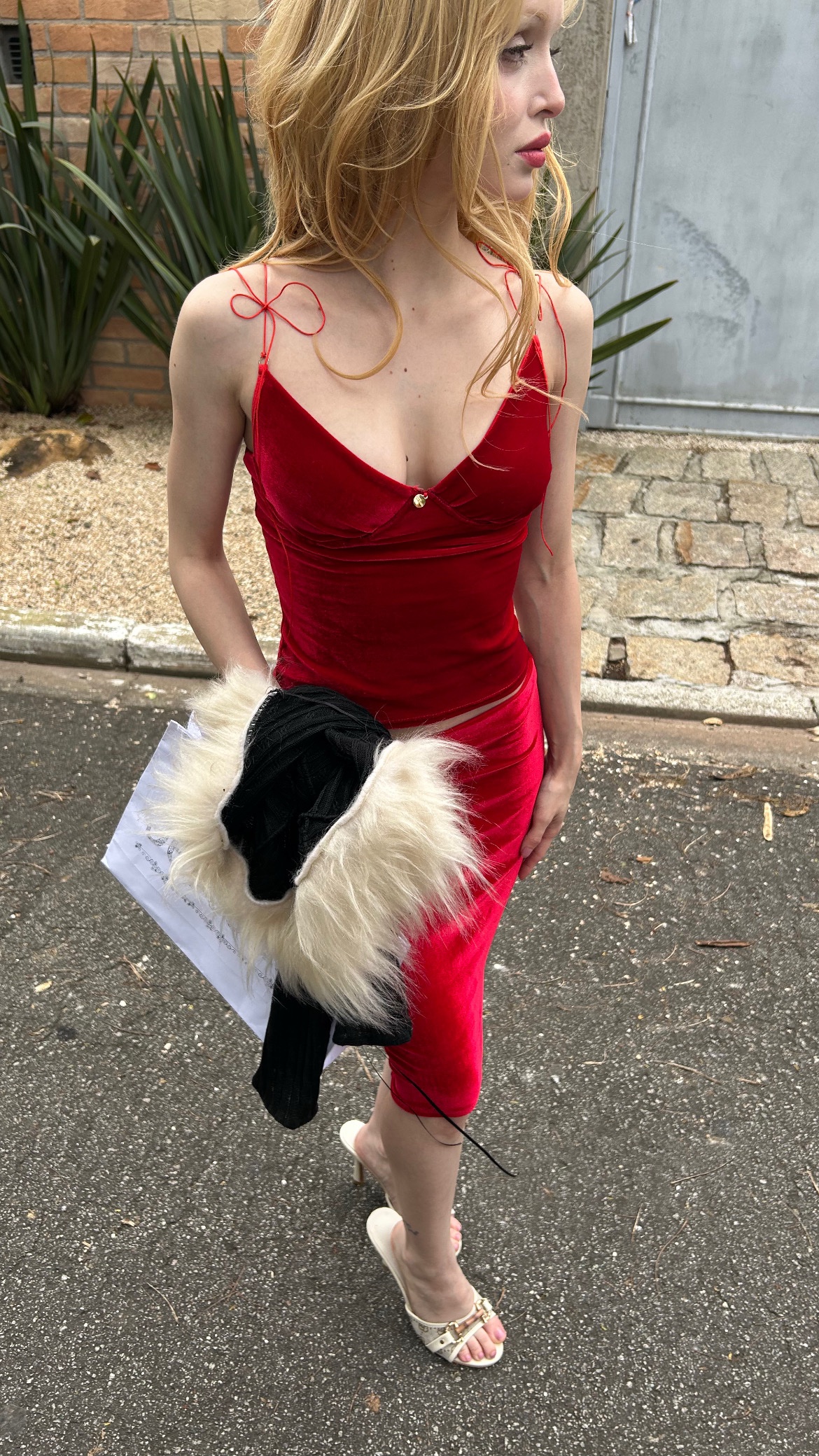Conjunto Velours Vermelho - Imagem 2
